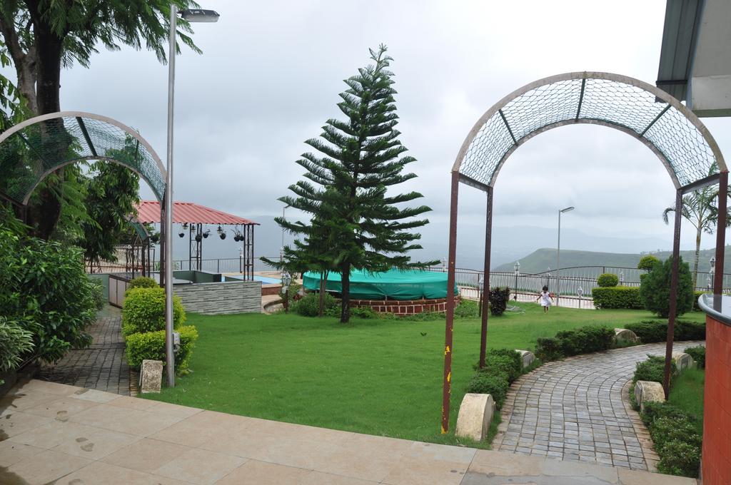 Raval Bunglow Panchgani Bagian luar foto